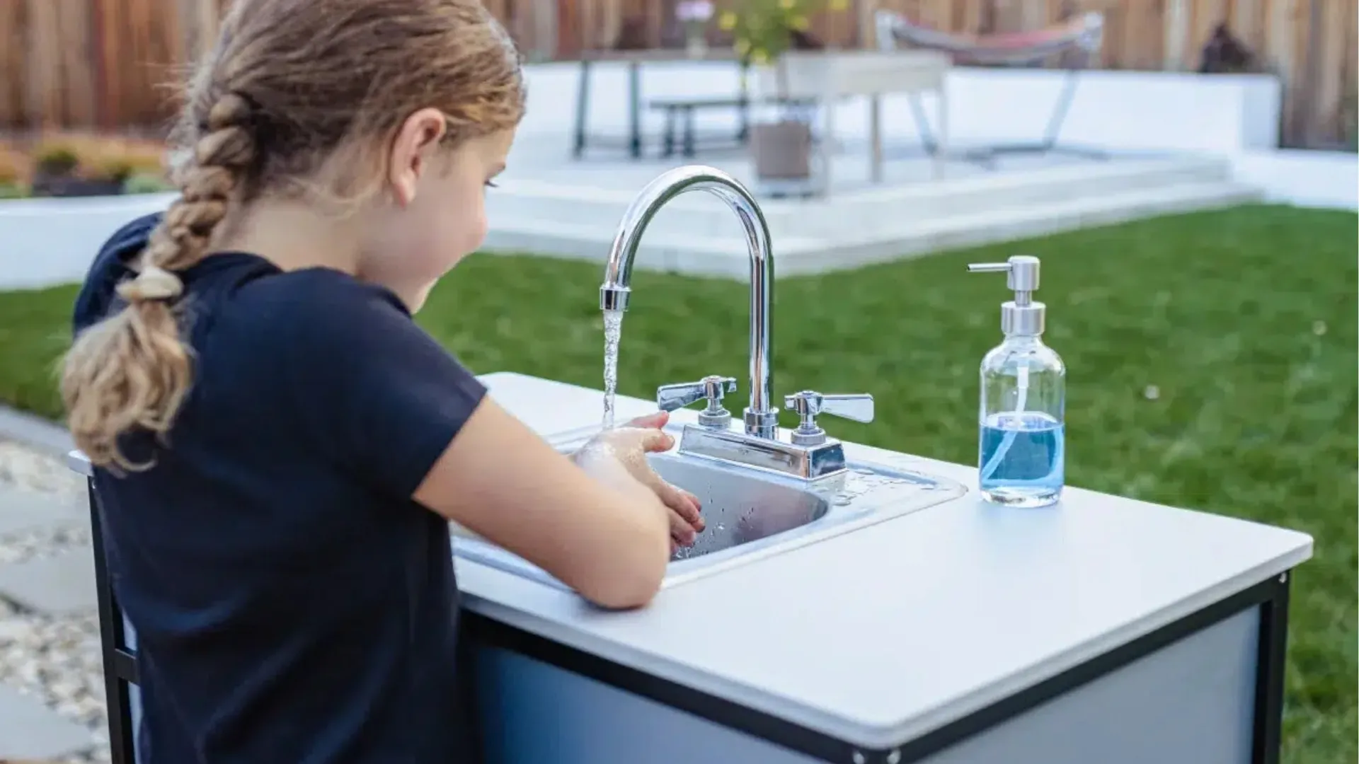 Handwashing Station Requirements in Fountainebleau, FL